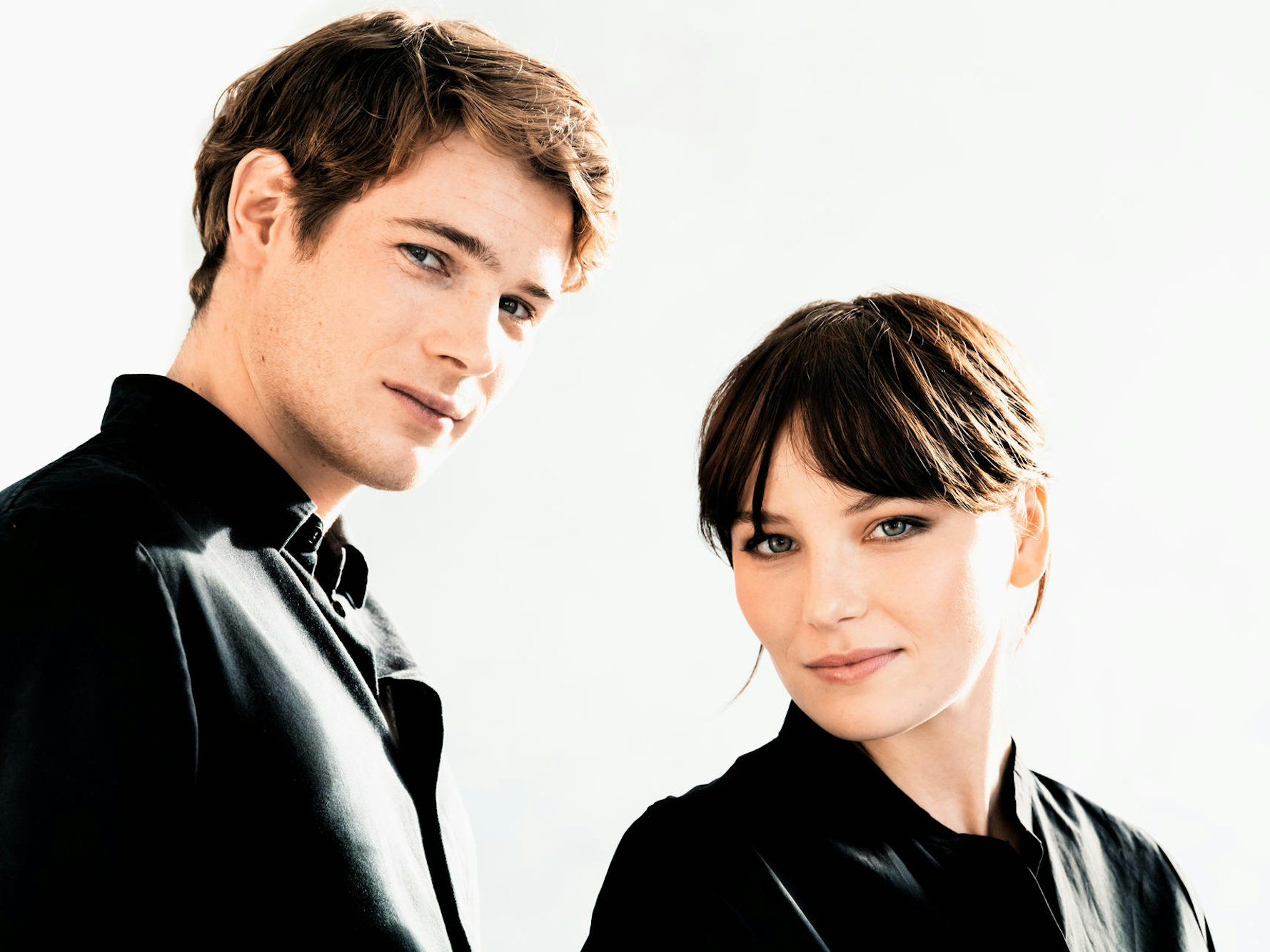 Devrim Lingnau und Philip Froissant treten in große Fußstapen. Die beiden Jungschauspieler spielen die Hauptrollen in der neuen Netflix-Serie „The Empress“.