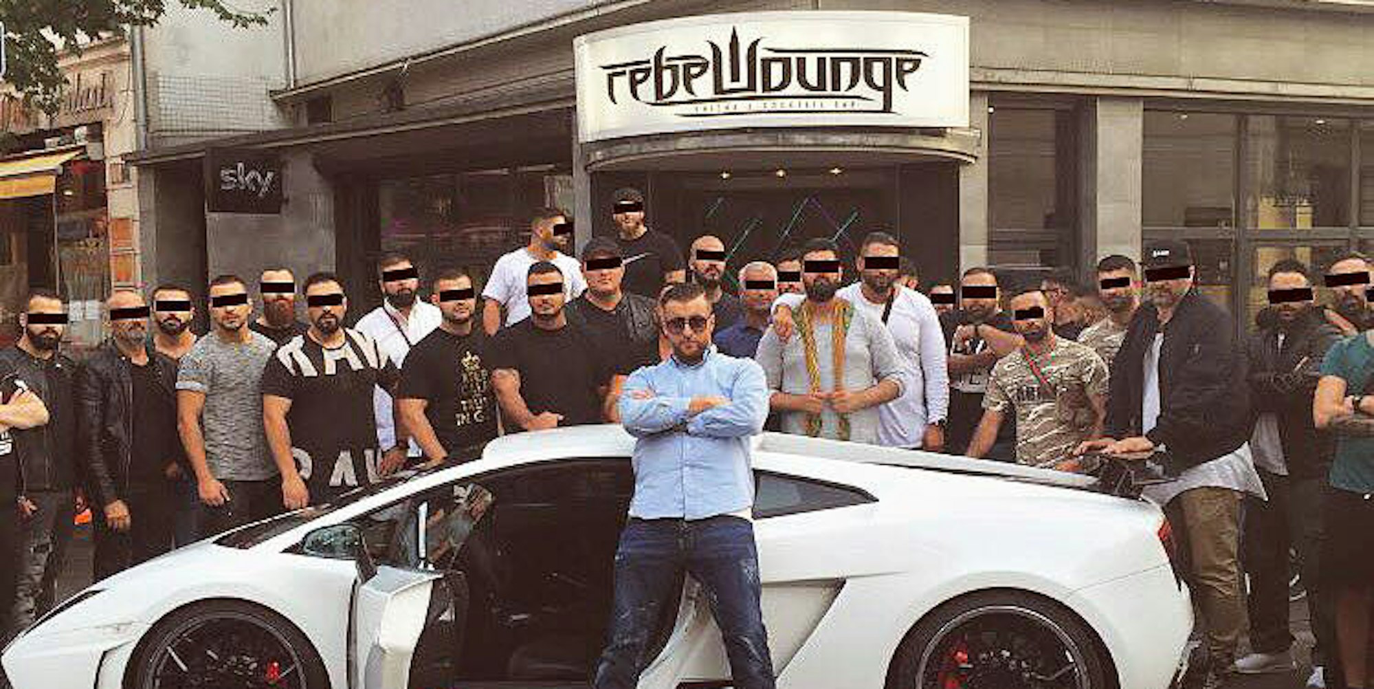 01D___03_71-103930190_ori