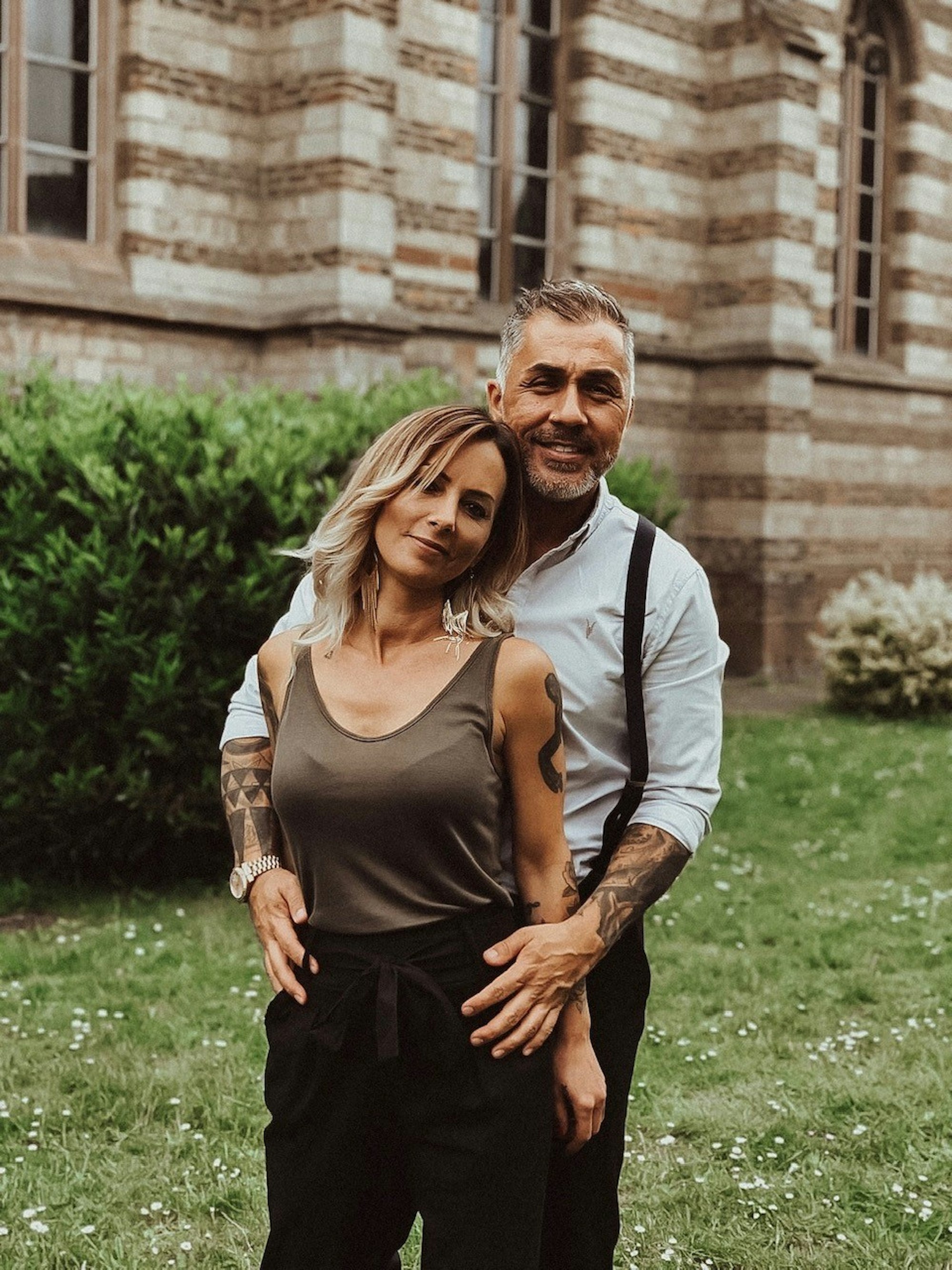 mike leon grosch mit freundin