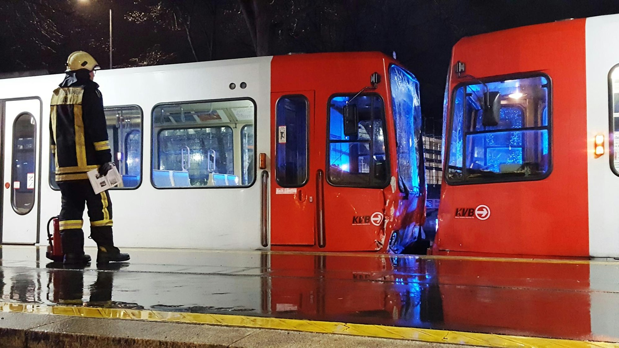 KVB-Unfall_Eifelwall_RUST (2)