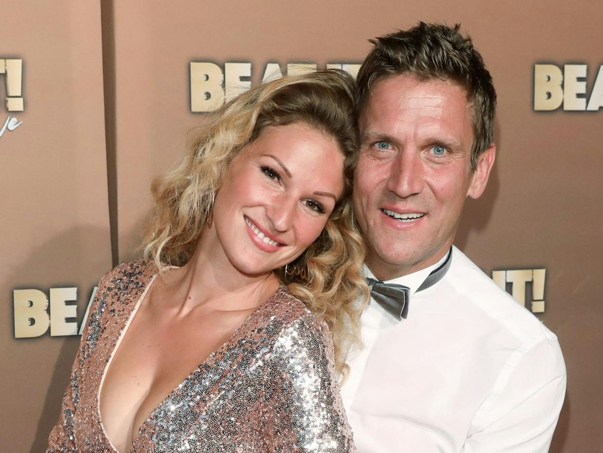 Peer_Kusmagk_Janni_Hönscheid_211119