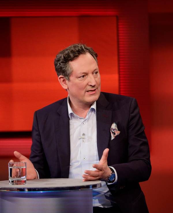 Dr. Eckart von Hirschhausen diskutiert im Februar 2021 bei „Hart aber Fair”.