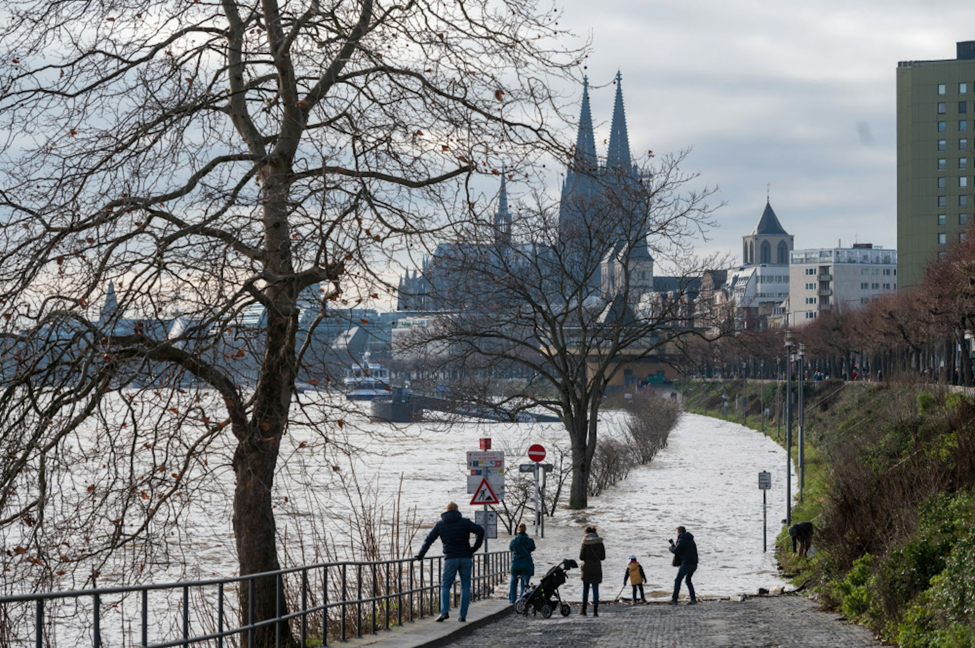 rhein_hochwssser_31_01_2021