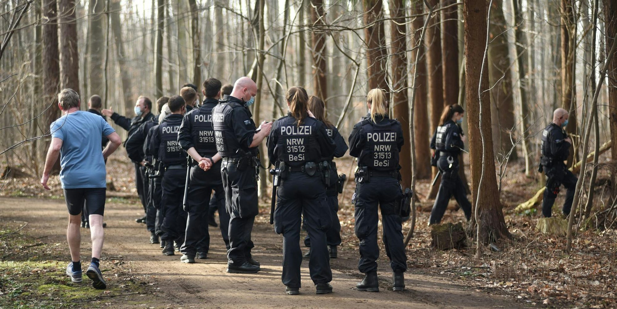 Joggerin vergewaltigt_002