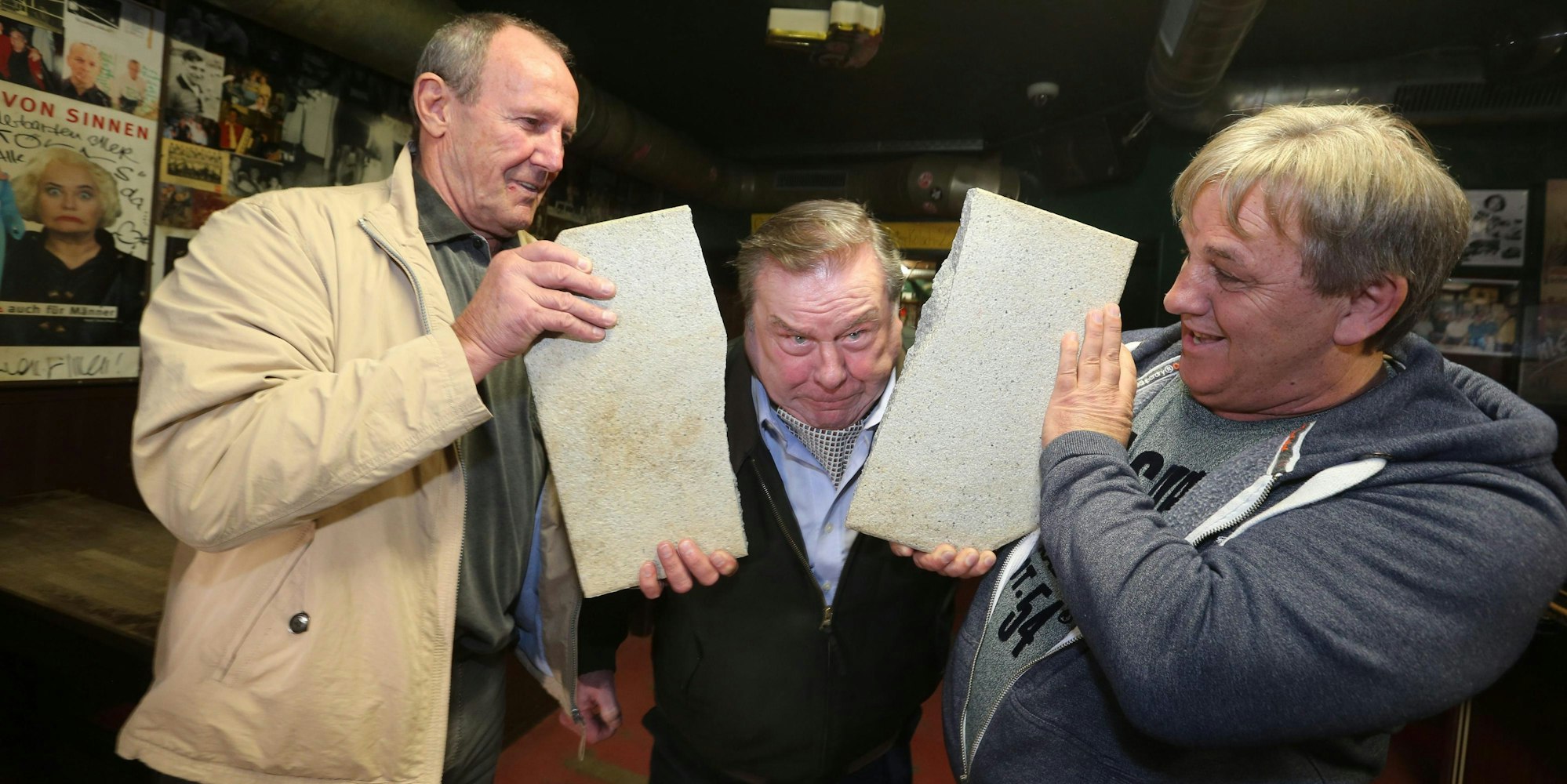 01K___19_71-97838113_ori