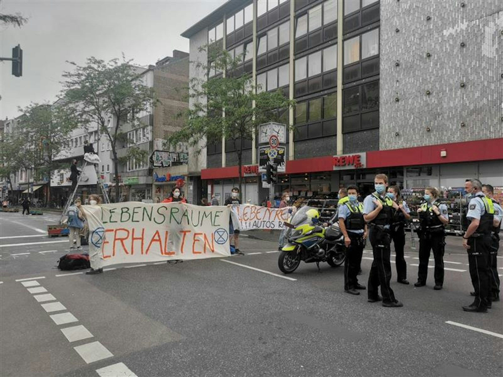 KÖ Neusser Straße1_050621