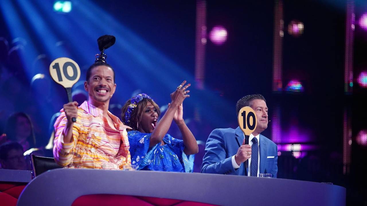Die „Let's Dance“-Jury vergibt auch 2024 wieder Punkte für die Tanzleistungen der 14 Promis und ihrer Profi-Coaches.