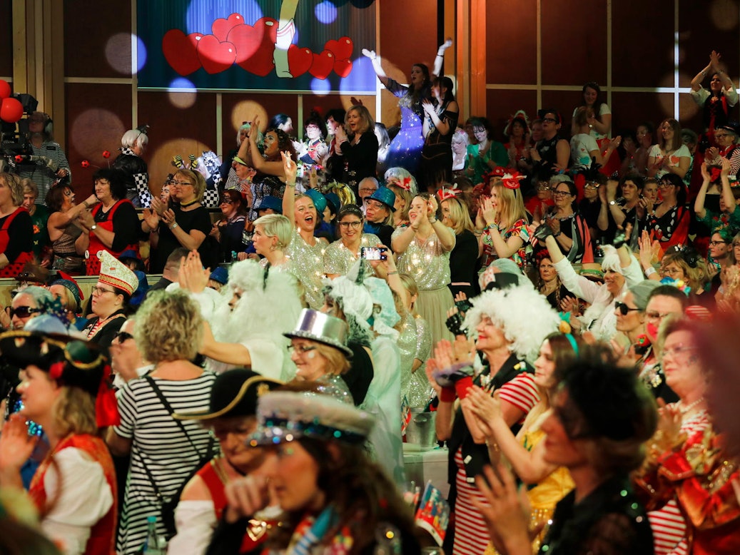 Jecke Wieve bei ZDF-Mädchensitzung