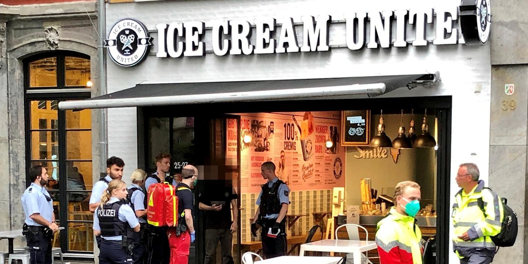 Poldi_Eisdiele_20200702-ARO-schlaegerei-C