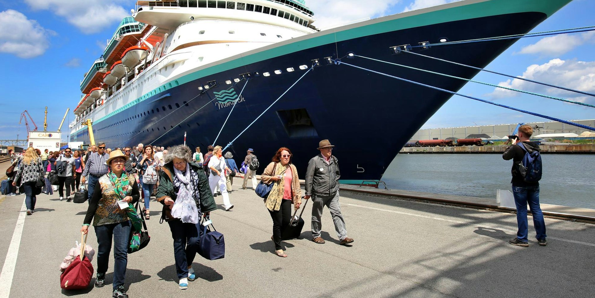 Kreuzfahrt Gäste dpa