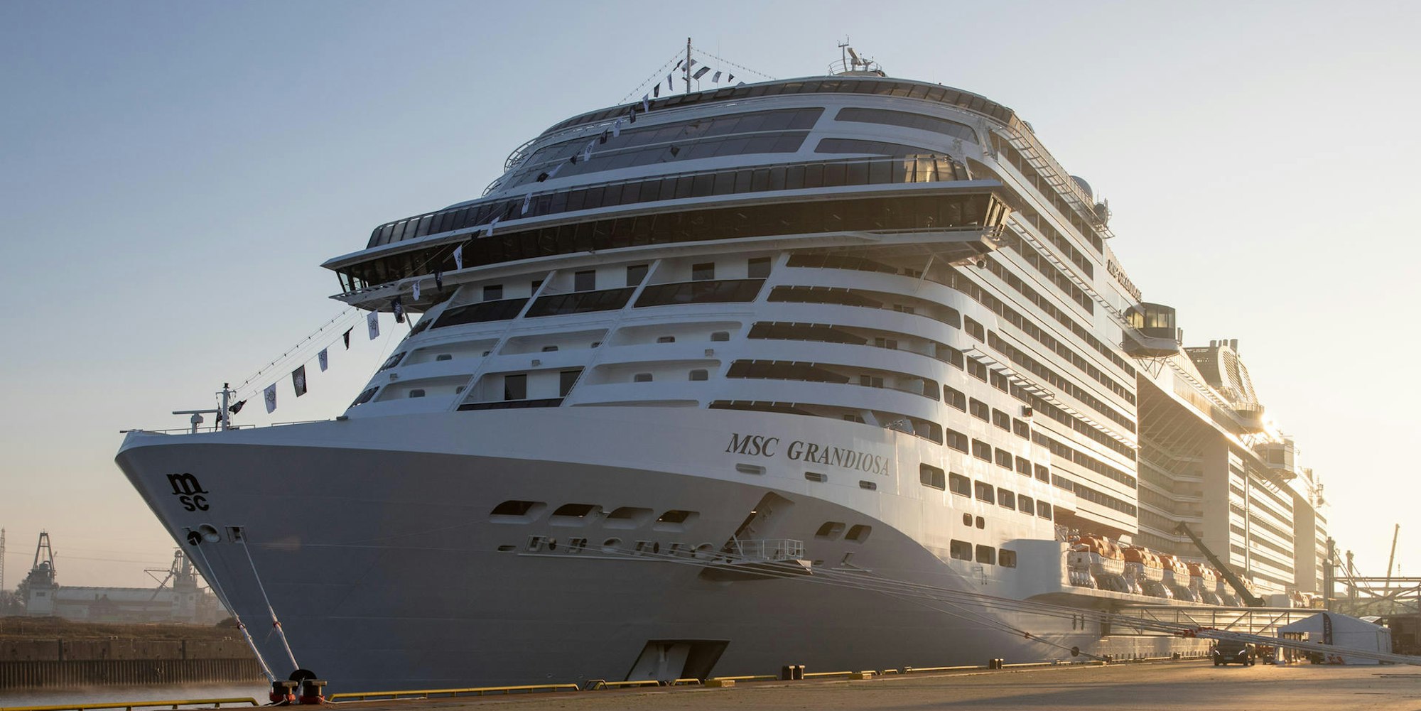 MSC-Grandiosa-außen