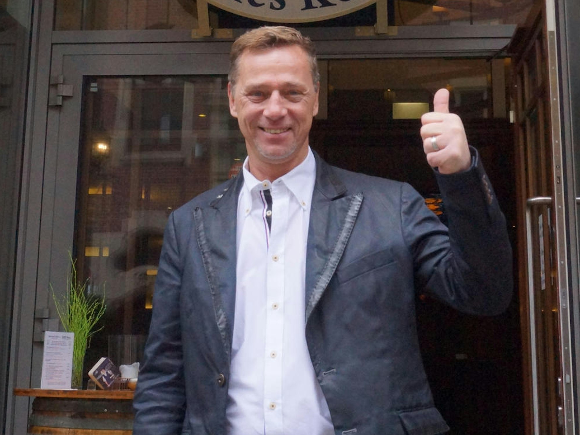 Heiko Lockenvitz vor dem Gaffel-Haus in Berlin