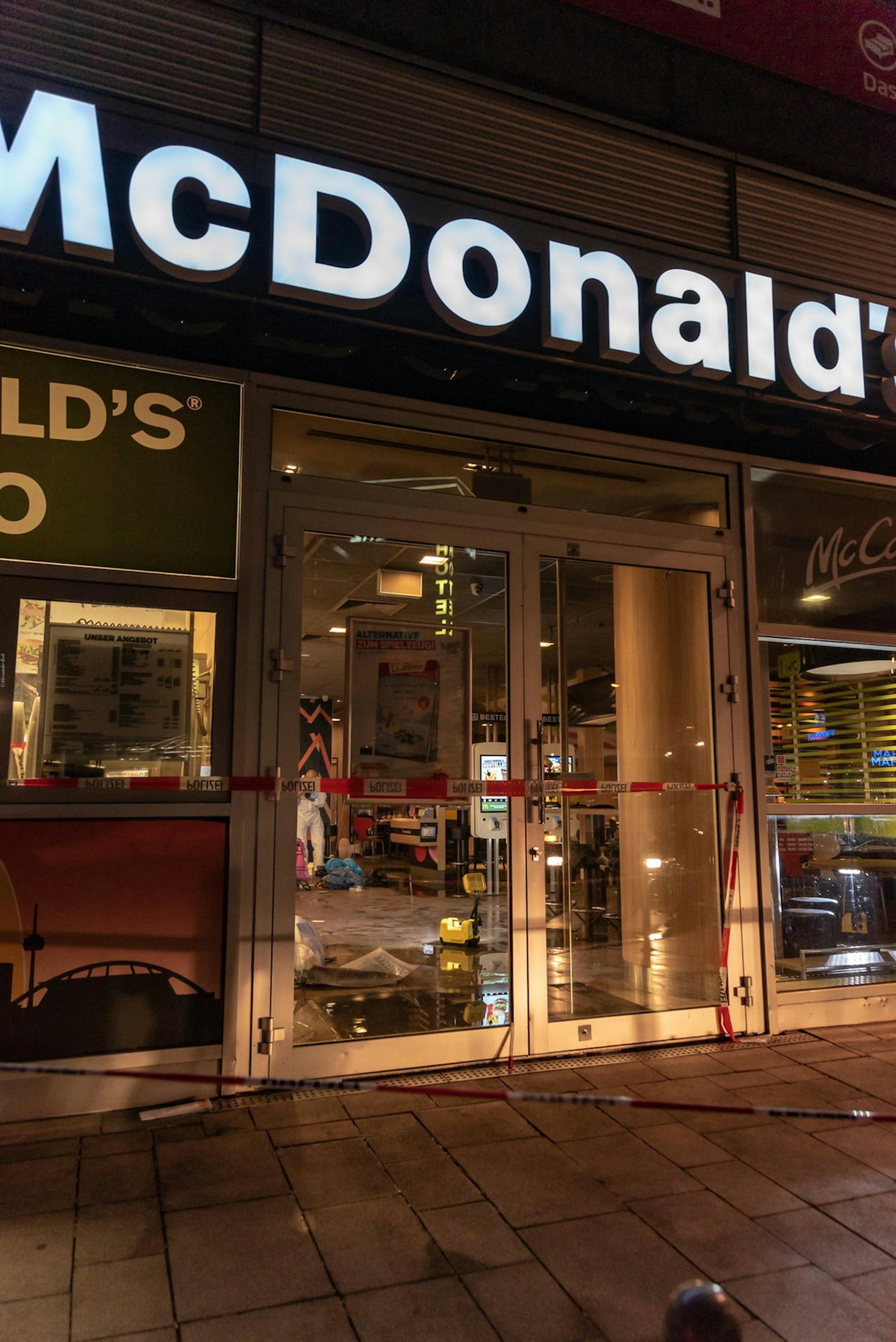 Mc_Donalds_Roll_181015