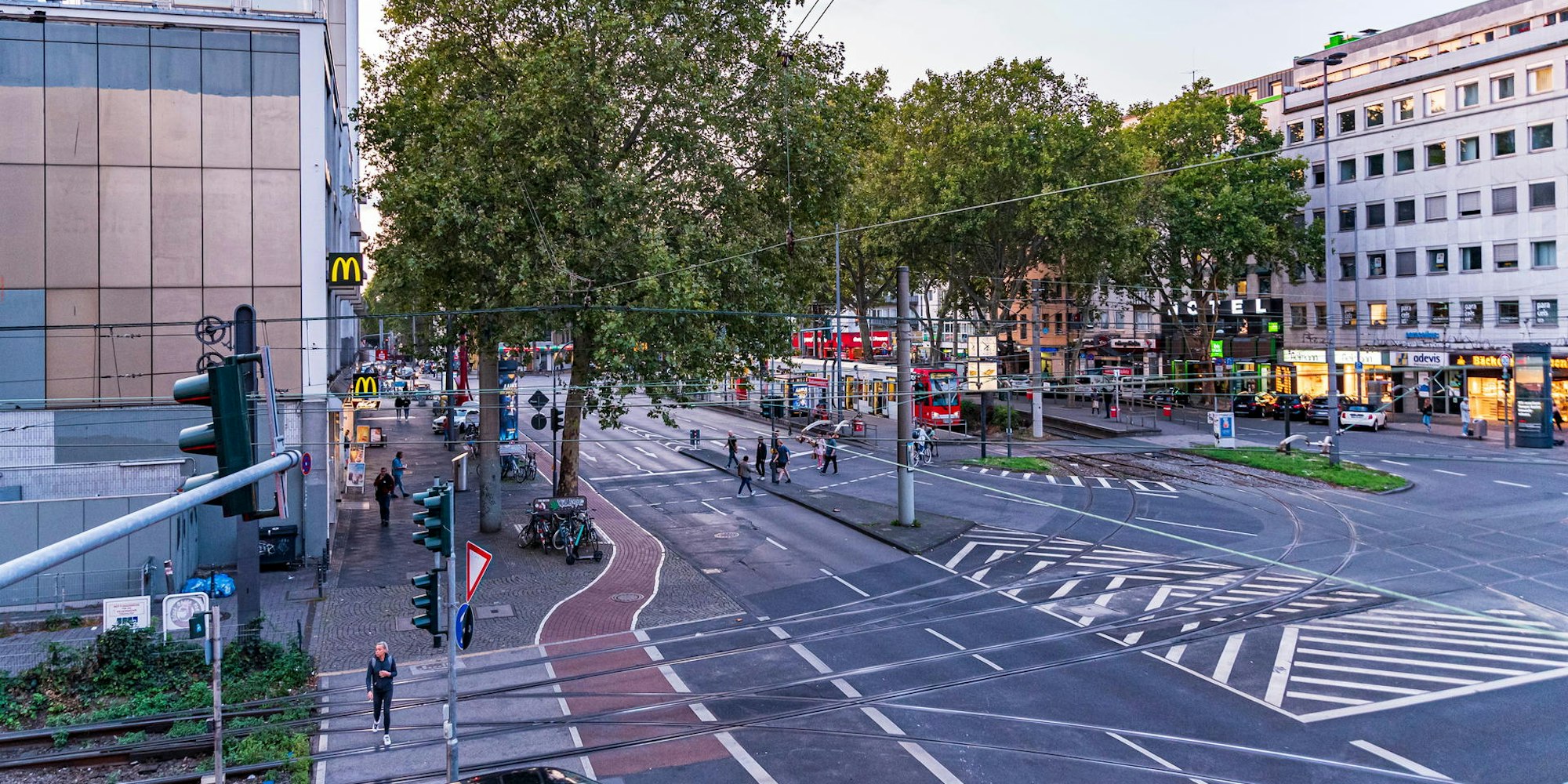 10092019_AR_Barbarossaplatz_FOS1-4