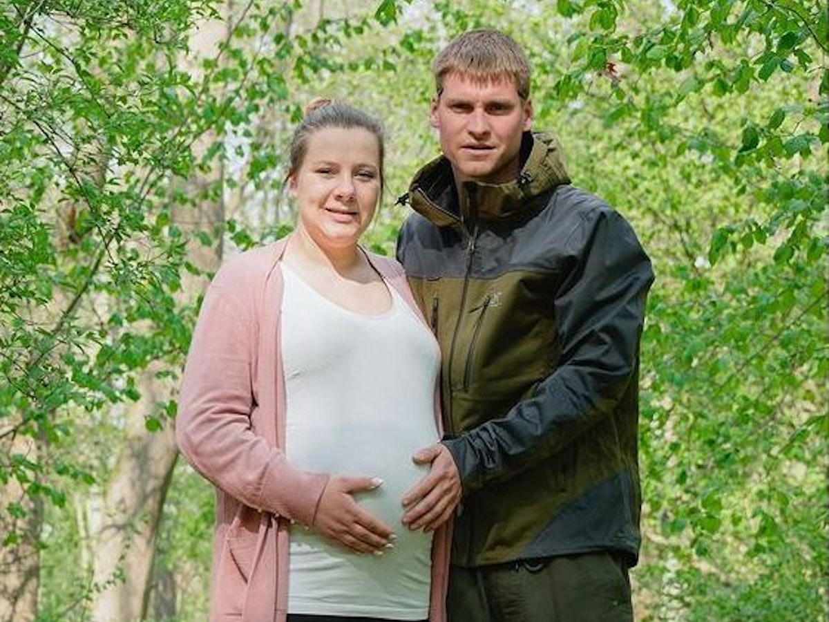Sarafina und Peter Wollny haben dieses Foto am 10. Mai 2021 auf Instagram gepostet. Damals war Sarafina noch mit den Zwillingen Casey und Emory schwanger.