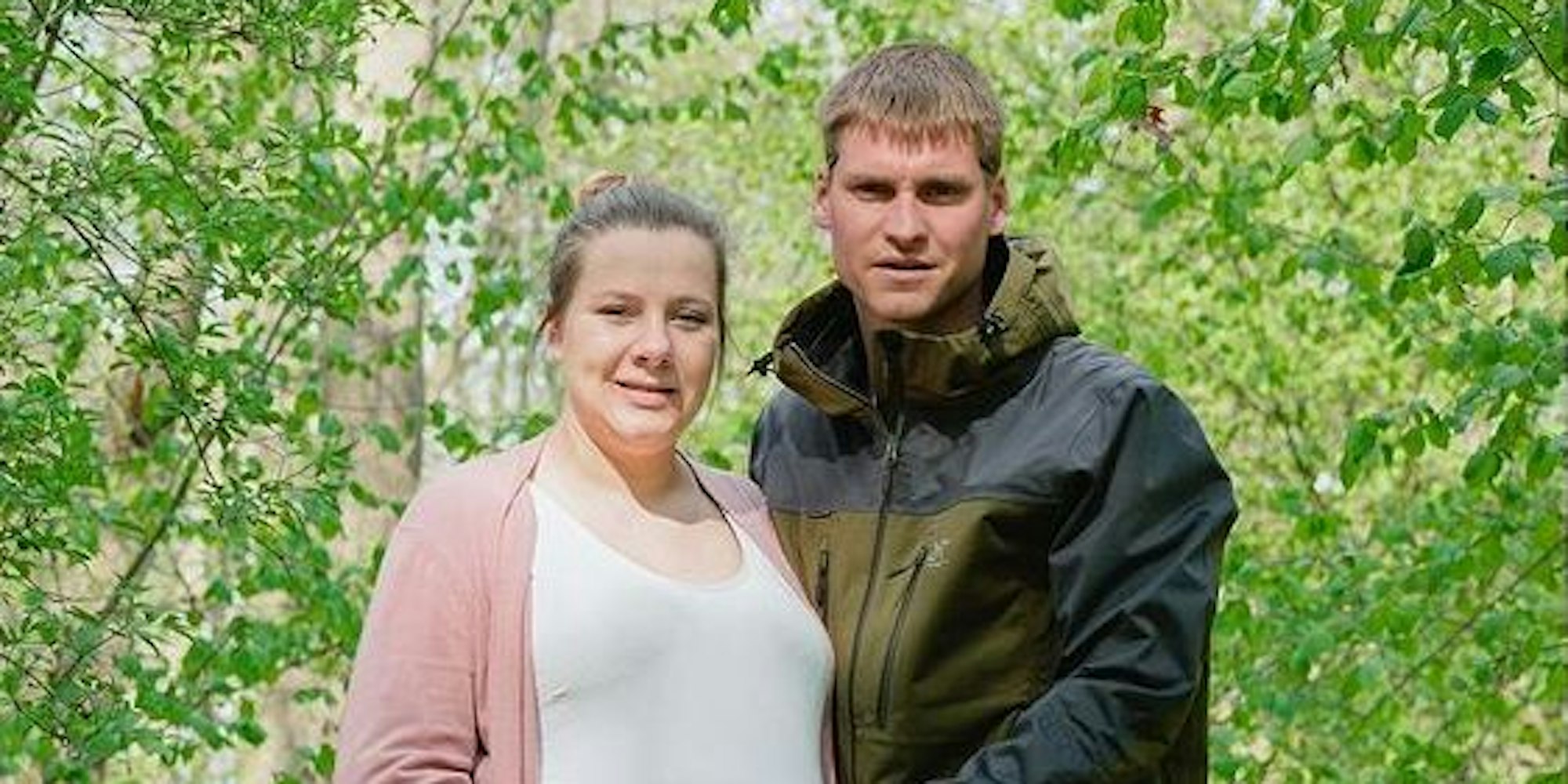 Sarafina und Peter Wollny haben dieses Foto am 10. Mai 2021 auf Instagram gepostet. Damals war Sarafina noch mit den Zwillingen Casey und Emory schwanger.