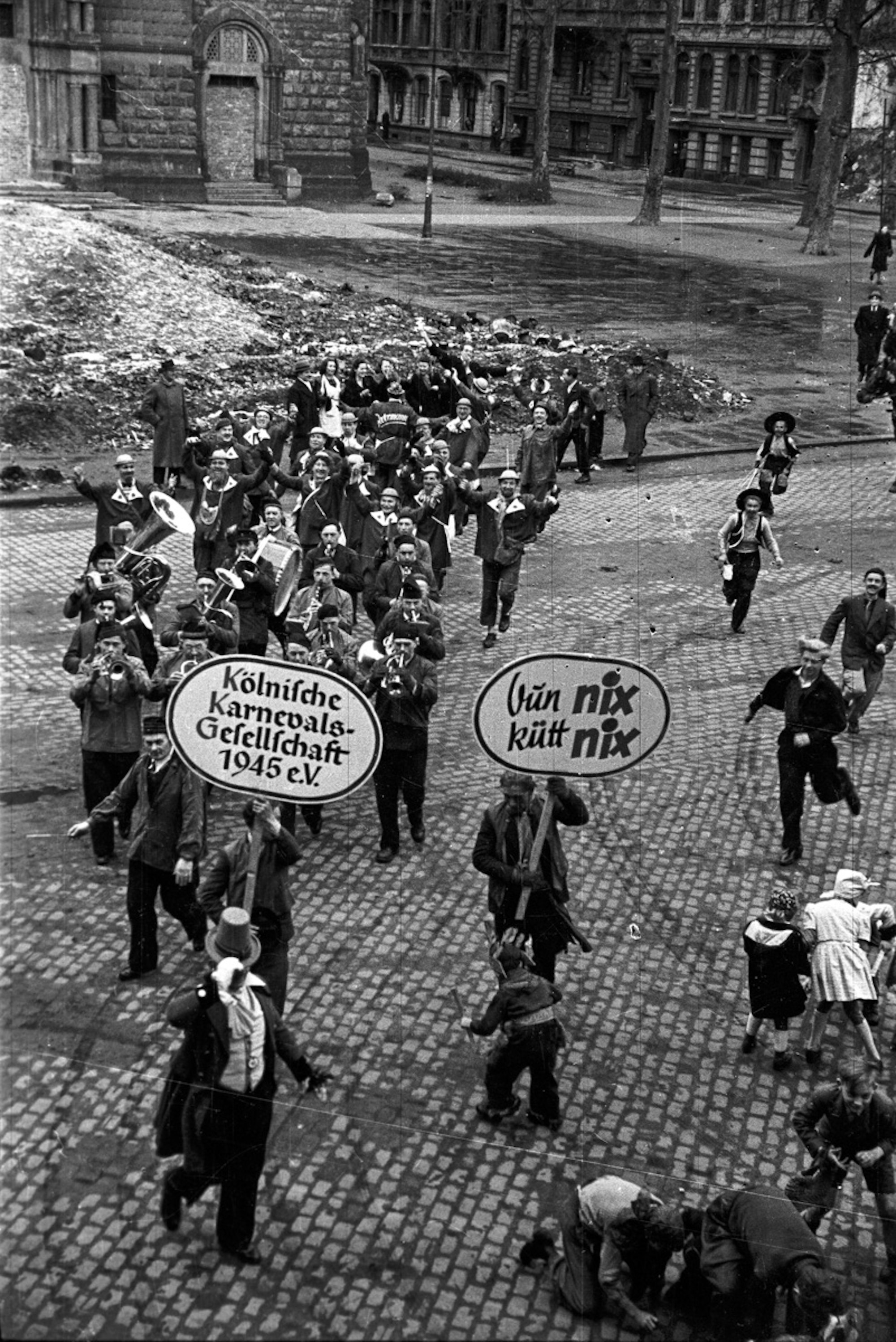 Karneval am Brüsseler Platz