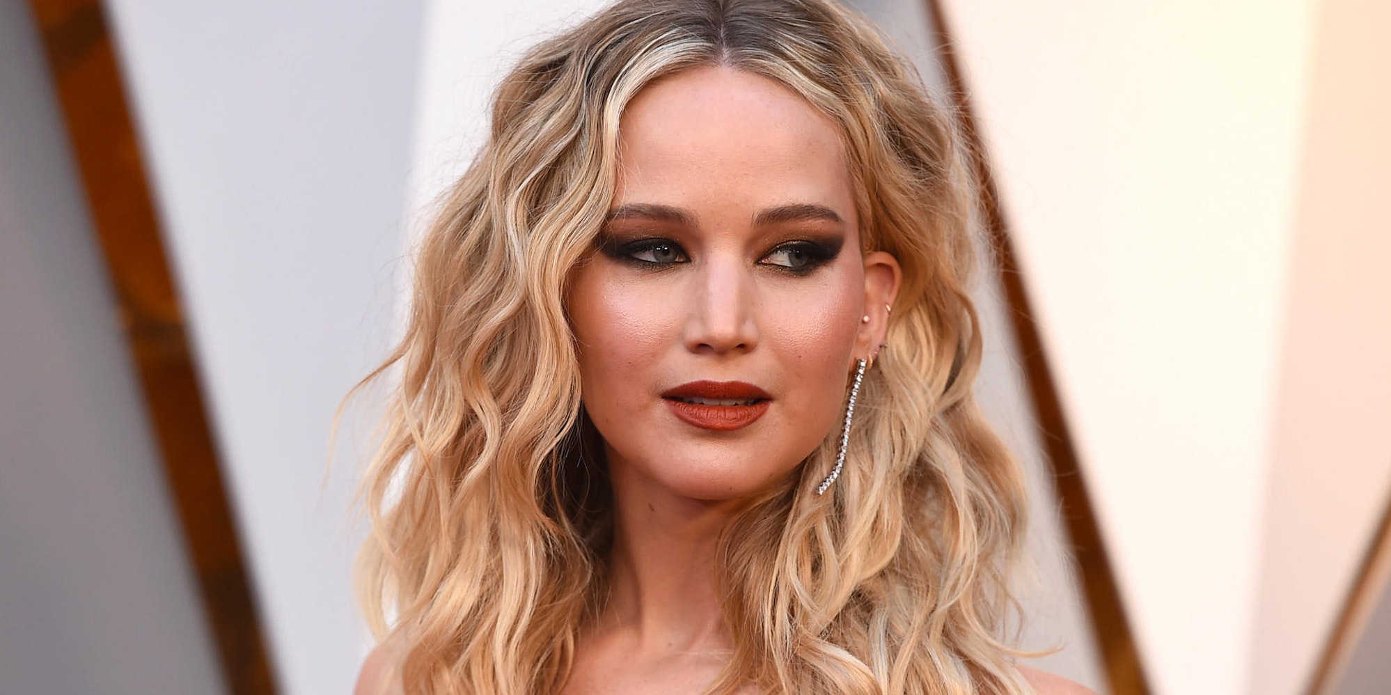 Jennifer_Laurence214833006