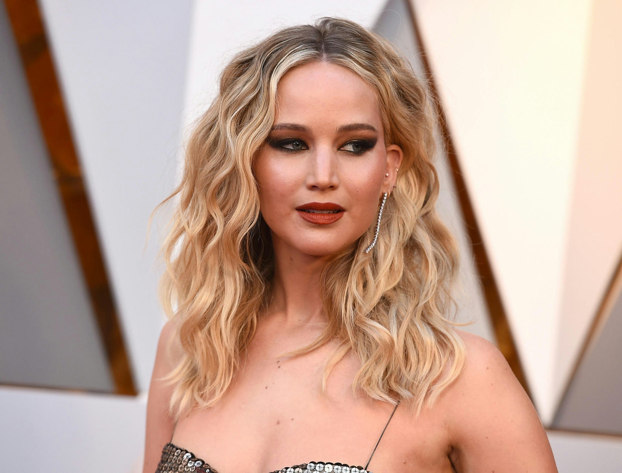 Jennifer_Laurence214833006