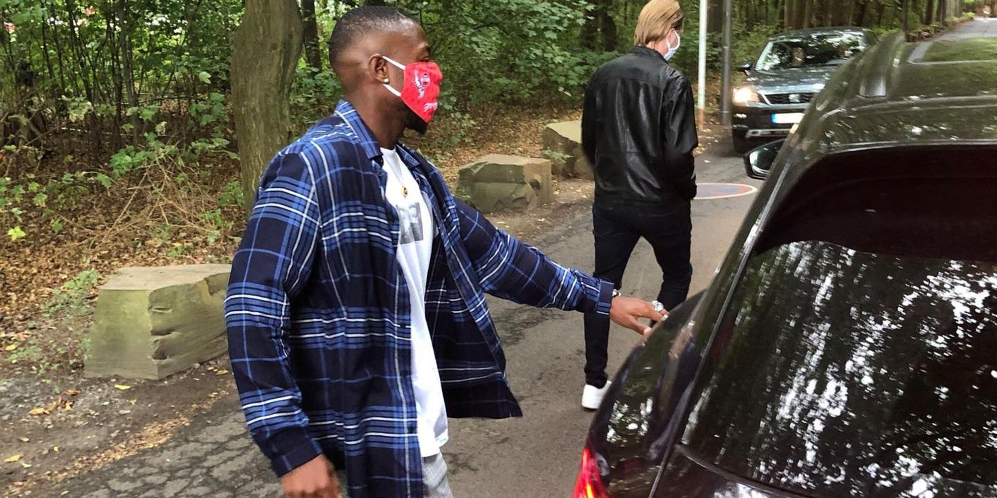 Streli Mamba weg