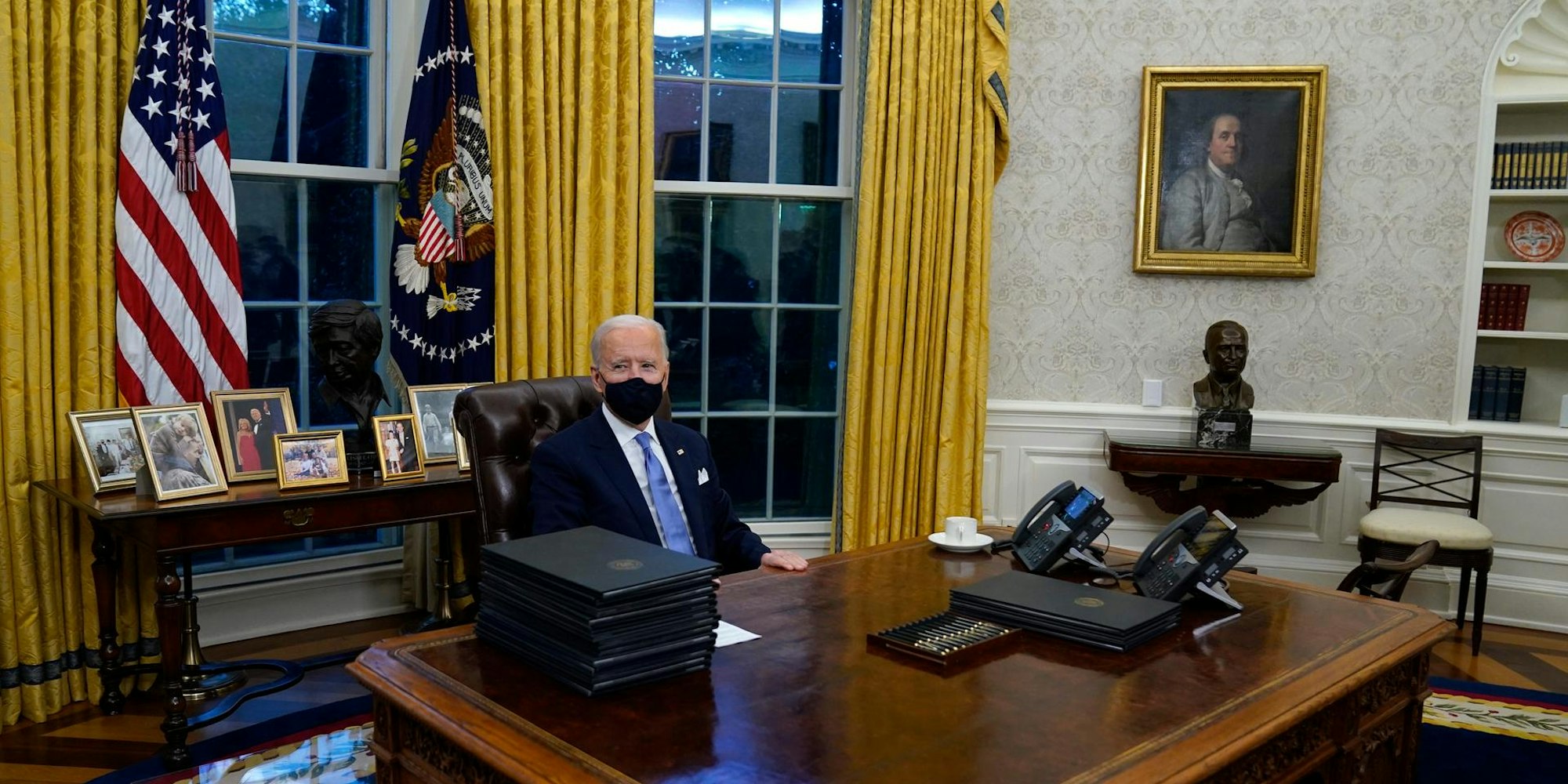 Joe_Biden_Oval_Office