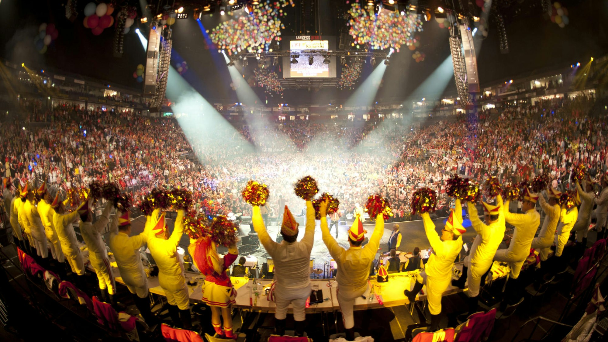 Blick in die Lanxess-Arena während einer Veranstaltung.