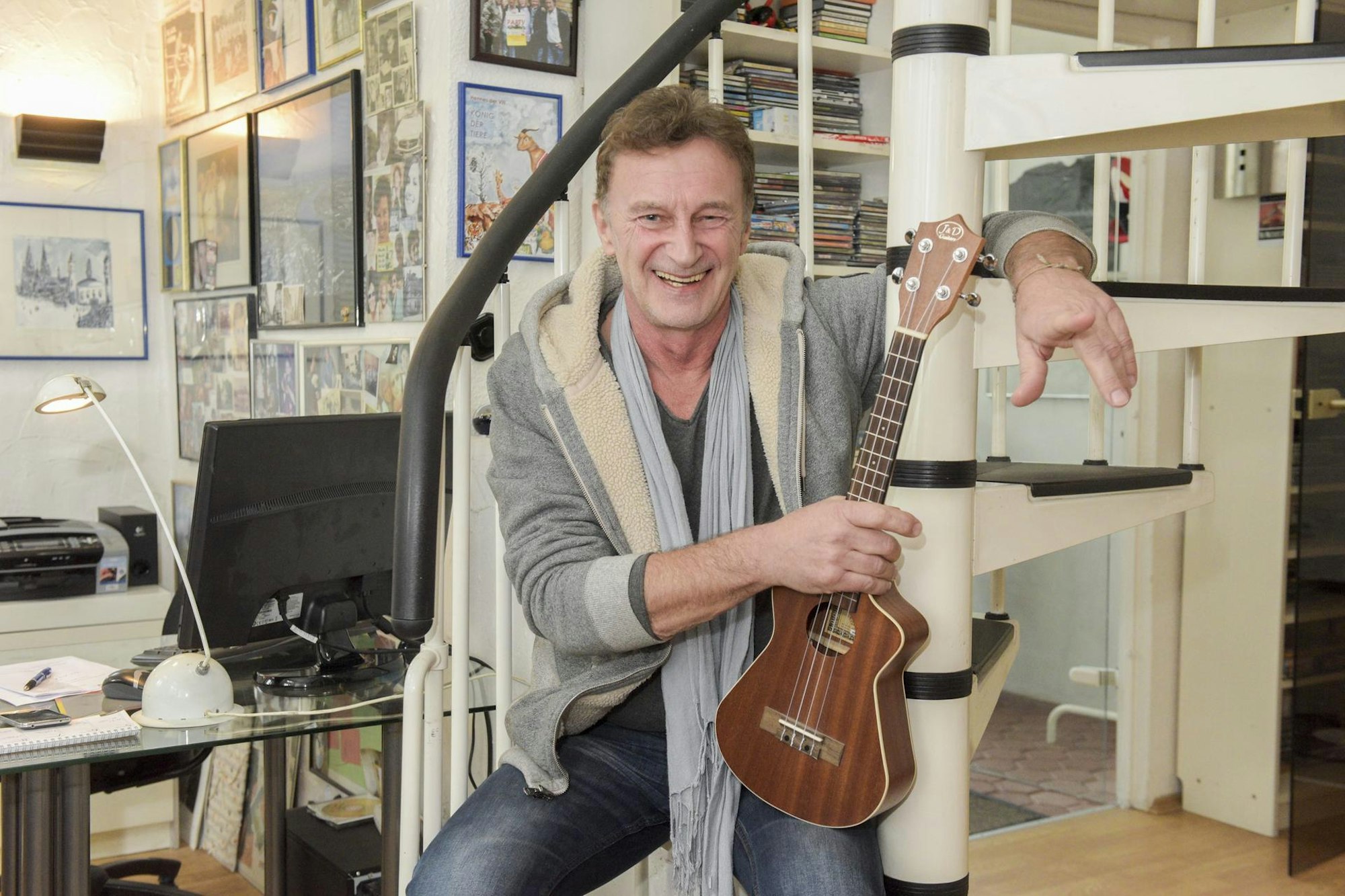 Musik-Produzent Reiner Hömig in seinem Studio in Köln