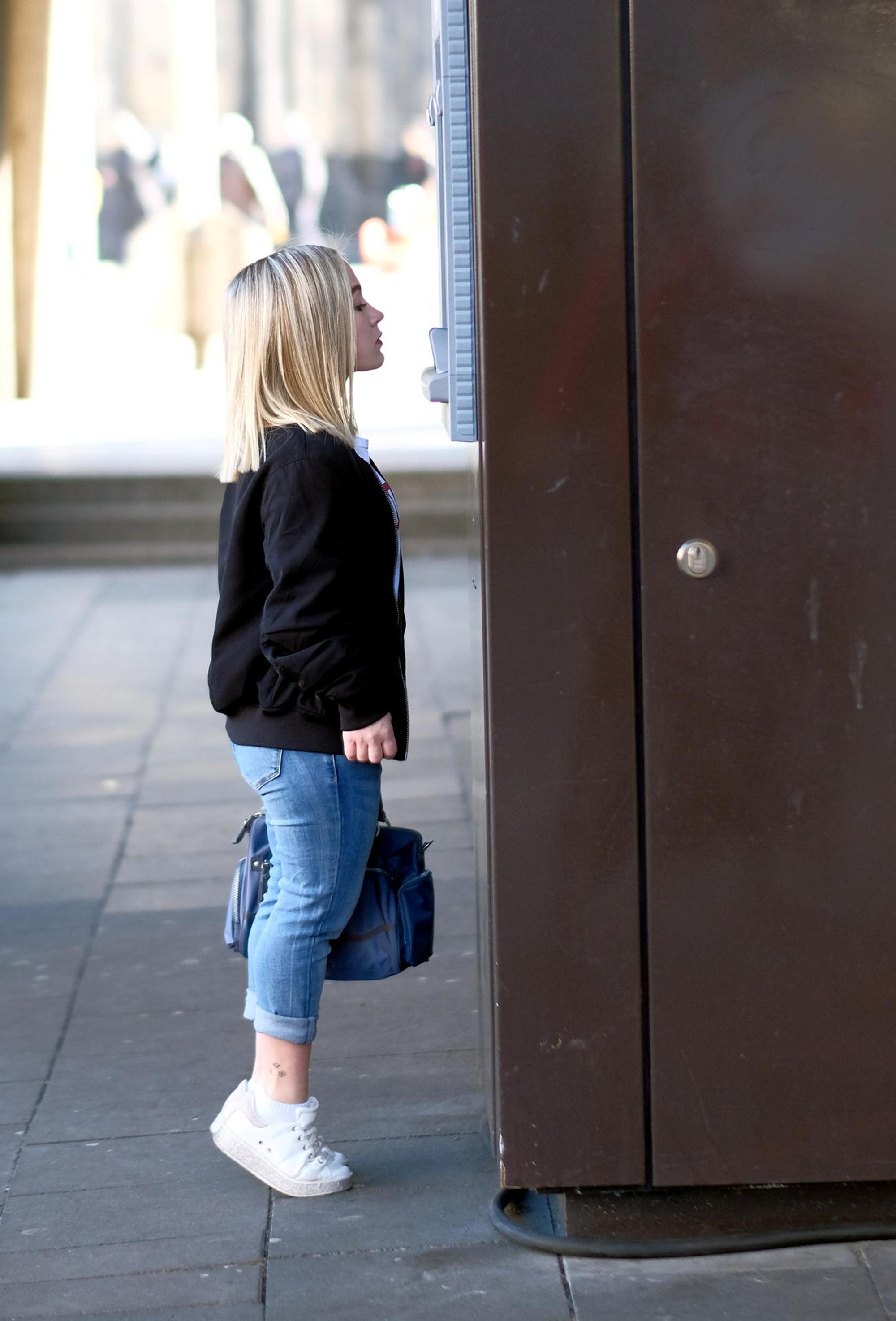 Laura_Beckmann_Geldautomat_030519