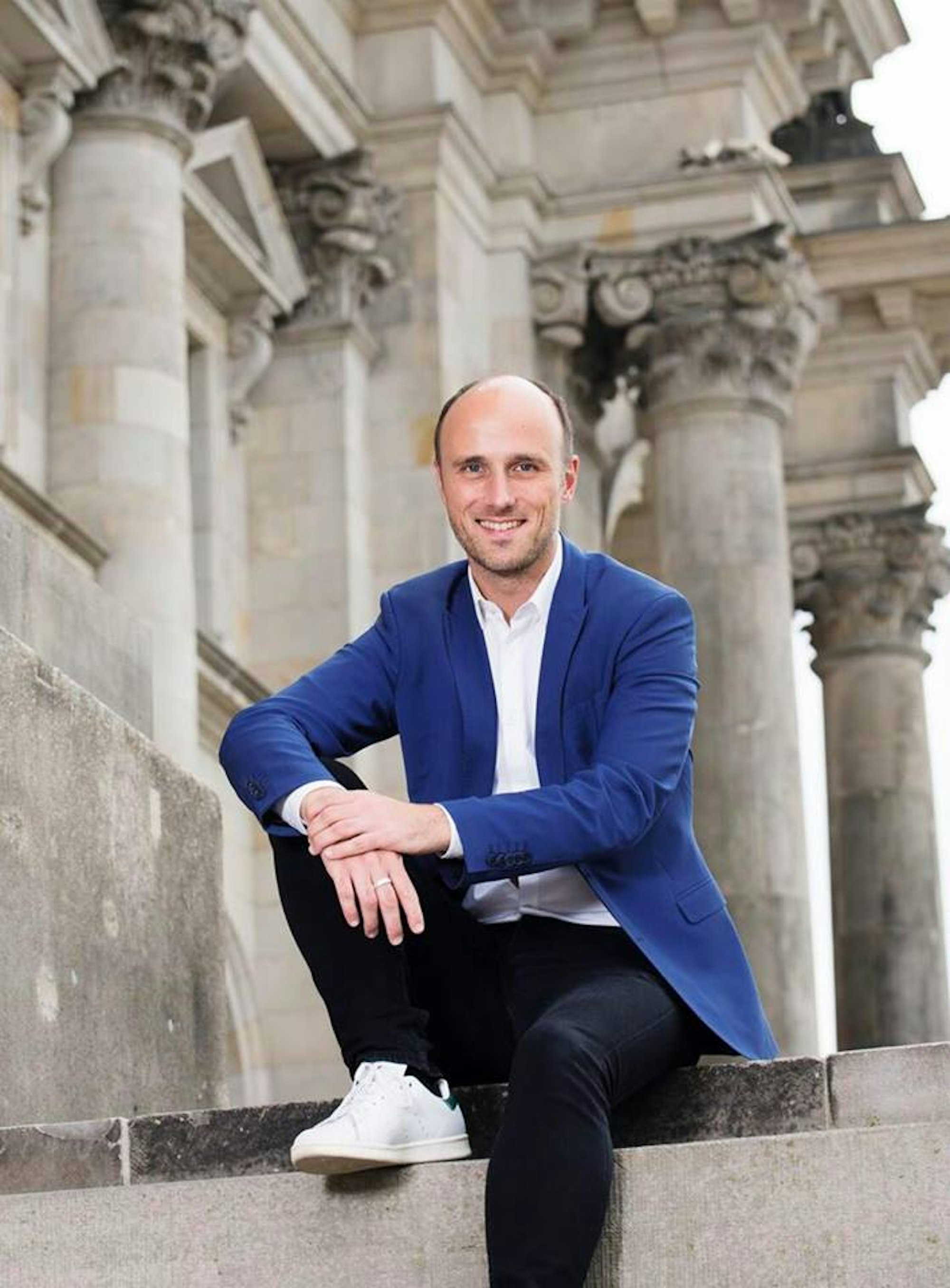 49175744_384596542360094_7524192170358603776_n